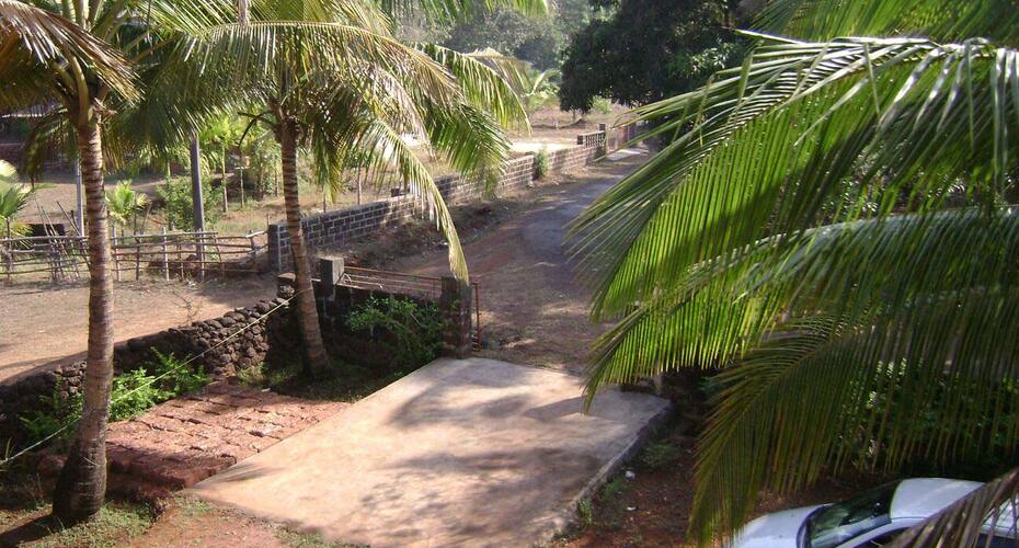 Viki Holiday Home, Ganpatipule 4
